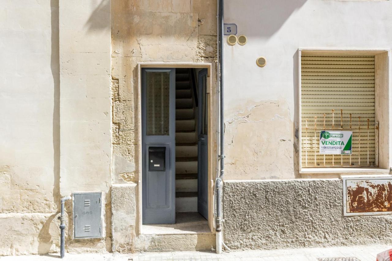 شقة Lecce Center Charming Flat With Terrace المظهر الخارجي الصورة